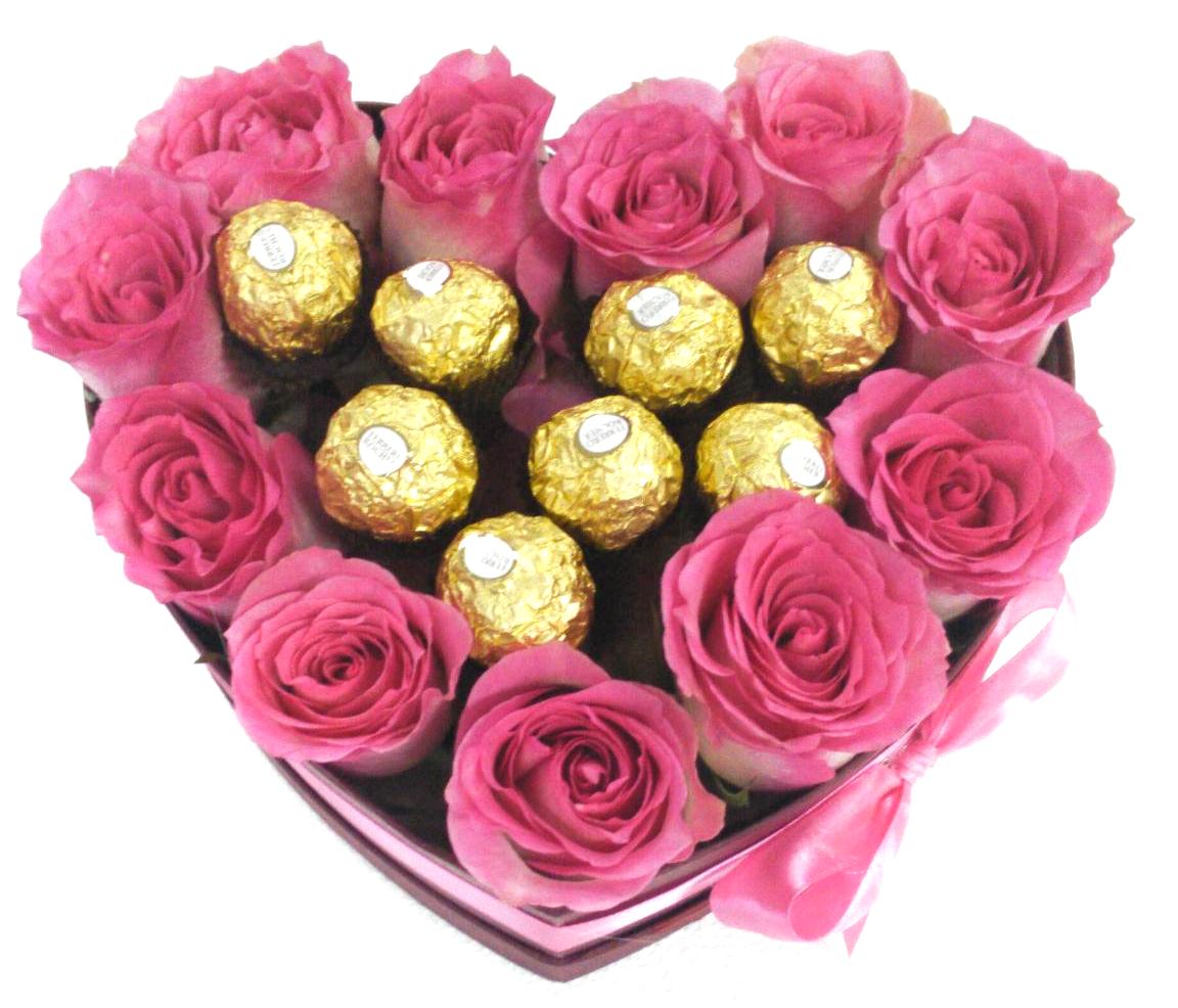 12 Rosas en Caja Corazn y Bombones Ferrero Rocher