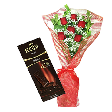 Ramo de 06 Rosas ms Tableta de Chocolate Dark 80 Grs