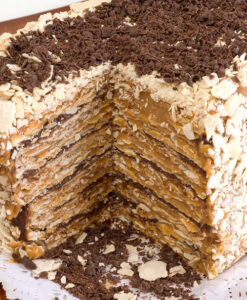 Torta Gold Milhojas de Manjar, Chocolate y Frambuesa (6 Personas) DISPONIBLE